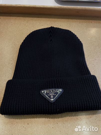 Шапка Prada оригинал