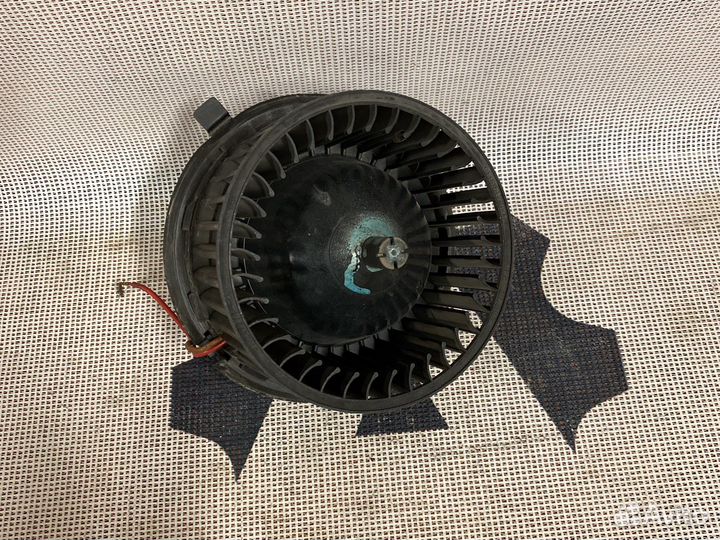 Мотор печки VAG 6N1819021