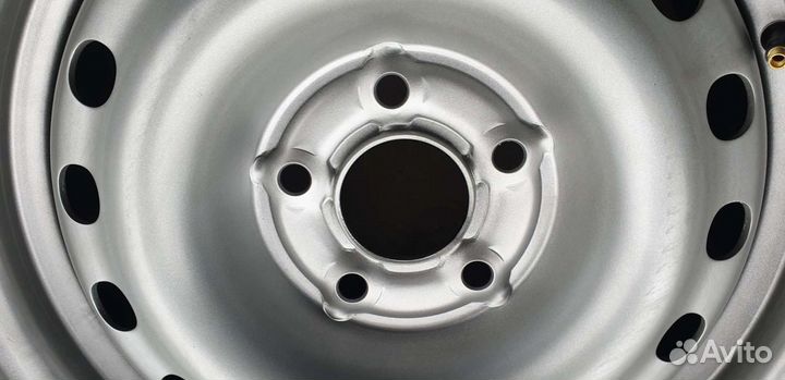 Всего один диск Renault Duster R16 5x114,3