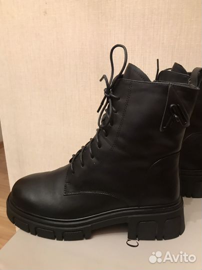 Ботинки женские зимние 39 размера новые