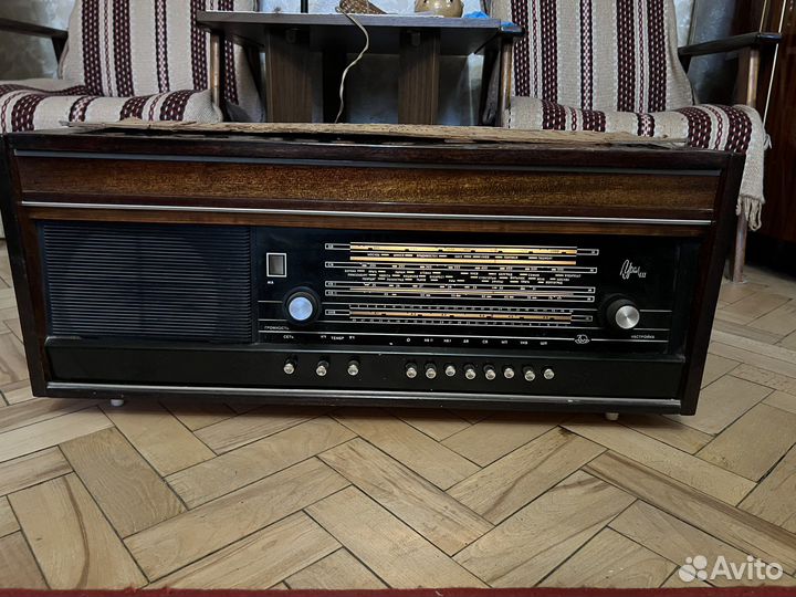 Радиола Урал 111