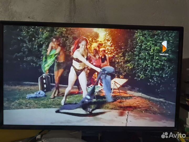 Смарт тв приставка под ключ, голосовой поиск