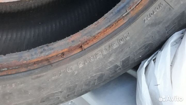 Bridgestone Ice Cruiser 5000 205/65 R15 94