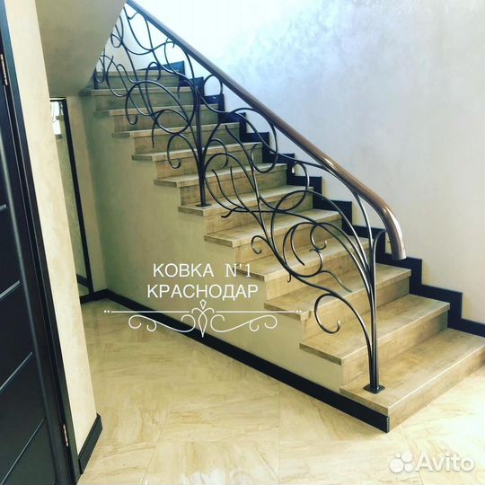 Кованые перила в коттедж с гарантией