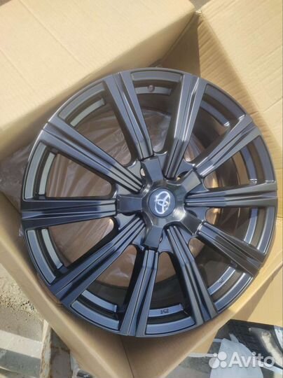 Диски на Toyota land cruiser 200 r21 5x150 новые