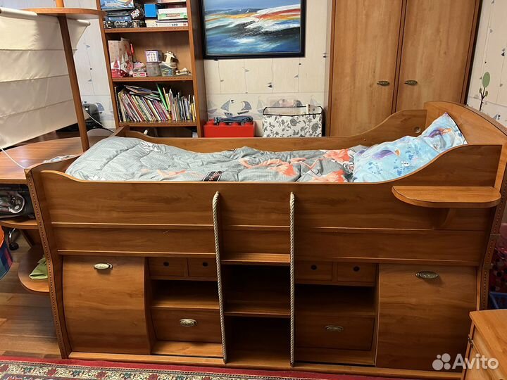 Детский мебельный гарнитур Gautier (Франция)