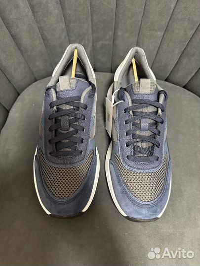 Кроссовки geox 41 размер новые