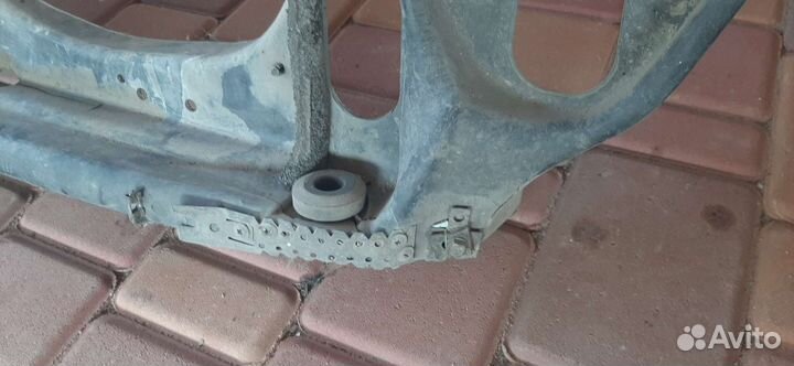 Телевизор(монтажная панель) фольксваген пассат б5