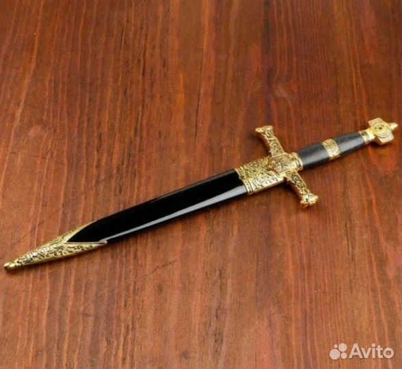 Кинжал сувенирный 