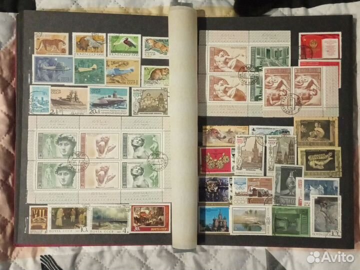 Альбом с почтовыми марками