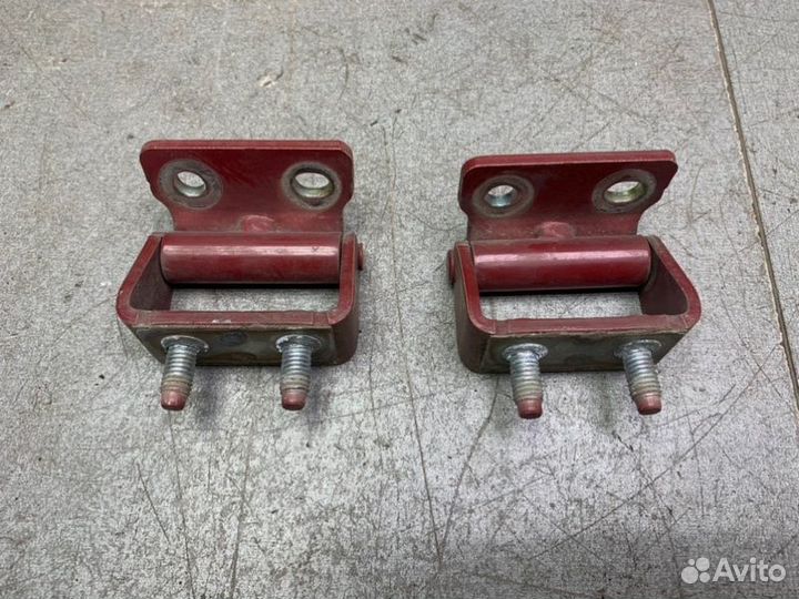 Петля крышки багажника Hyundai Matrix 1 Рестайлинг