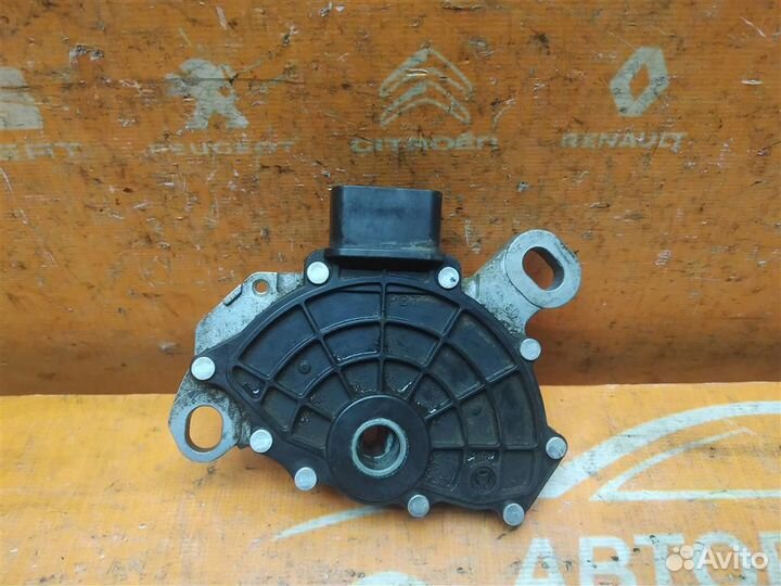 Селектор Chevrolet Captiva (C100) 2006-2010