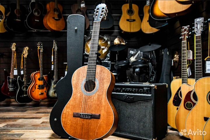 Классическая гитара Sevillia