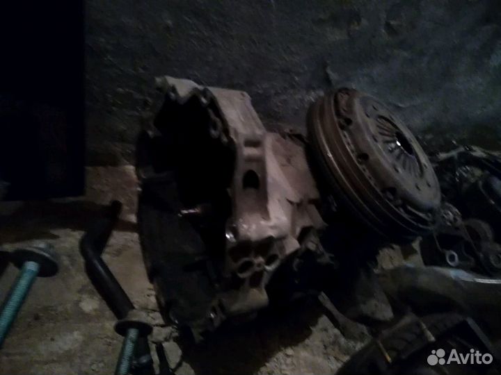 Фольксваген пассат б5 + 1.6 МКПП, коробка