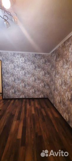 Поклейка обоев,ремонт квартир