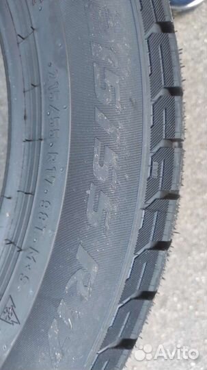 Pirelli Formula Ice FR 215/55 R17