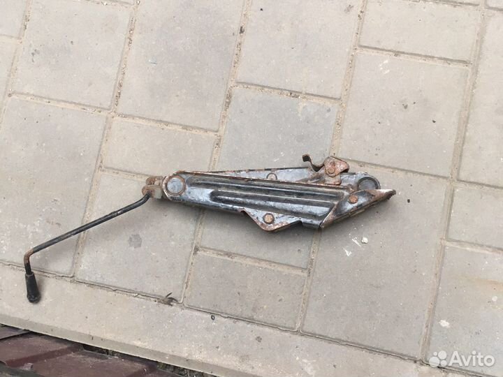 Продам домкрат