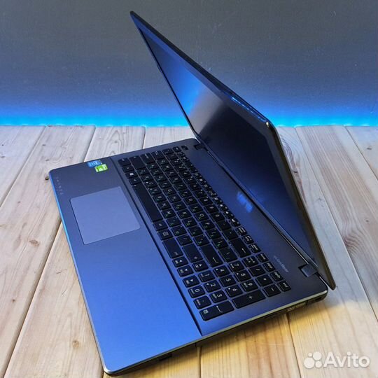 Ноутбук Asus X550l