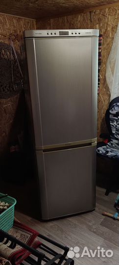 Холодильник бу Samsung