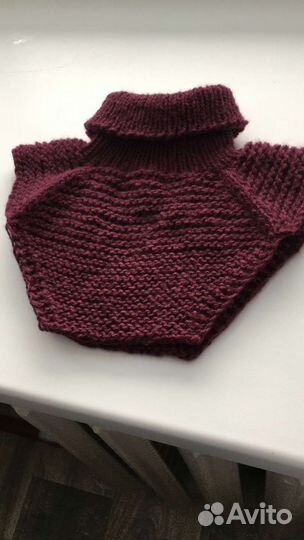 Комплект шапка, манишка и варежки