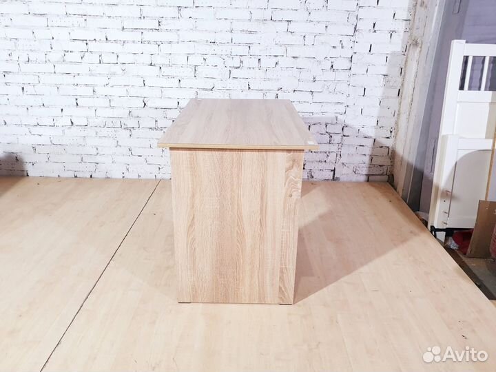 Стол компьютерный