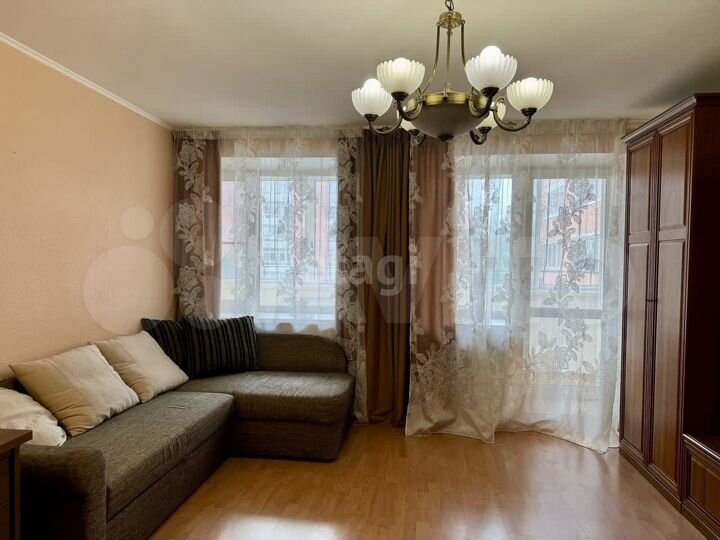 2-к. квартира, 78 м², 2/6 эт.