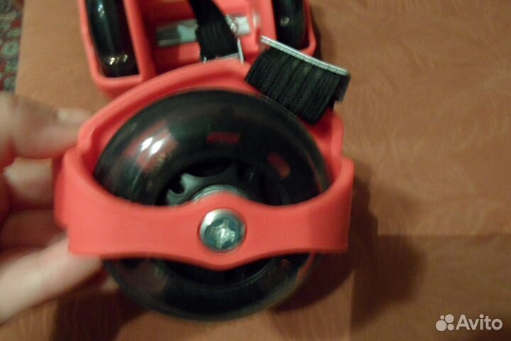 Мини-ролики новые светящиеся