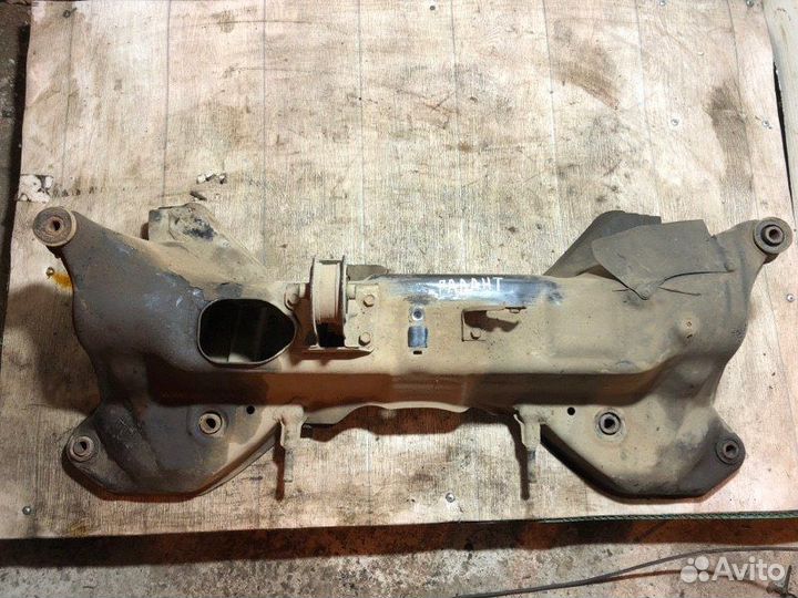 Подрамник Mitsubishi Galant EA 8 USA 4G64 2002