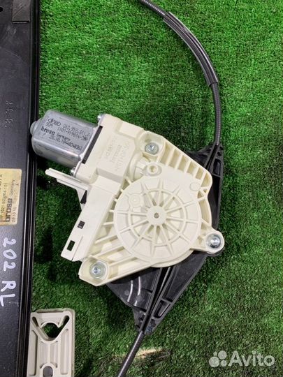 Стеклоподъемник задний левый Audi A4 B8 CDN 2011