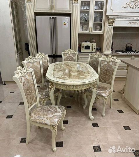 Столы и стулья новые