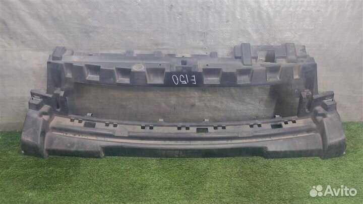 Кронштейн бампера переднего Peugeot Expert 2010