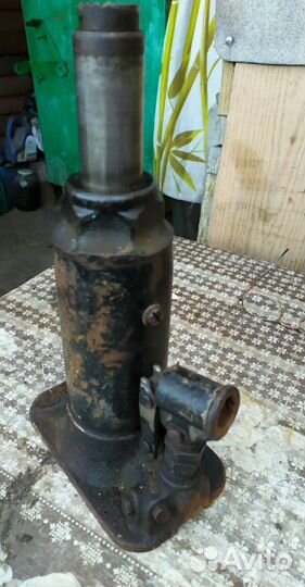 Домкрат гидравлический