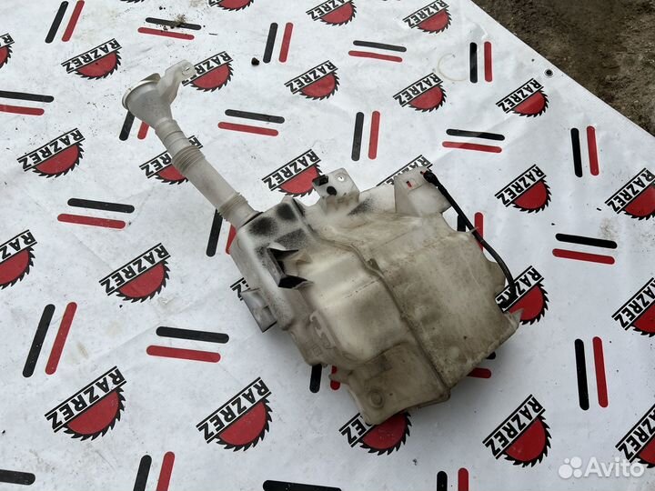 Бачок омывателя mitsubishi lancer 10