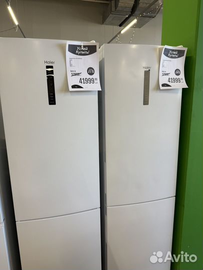 Холодильник Haier CEF537AWG белый