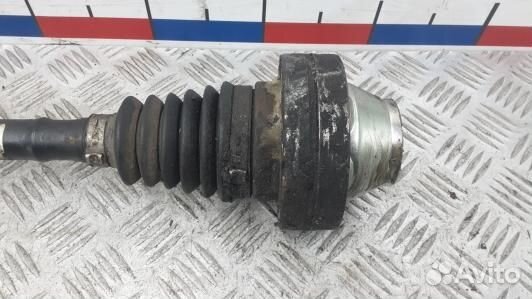 Привод передний левый volkswagen touareg 7L (PEA18