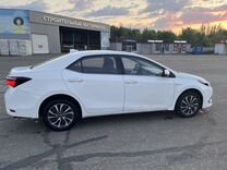 Toyota Corolla 1.8 CVT, 2019, 209 000 км, с пробегом, цена 1 800 000 руб.