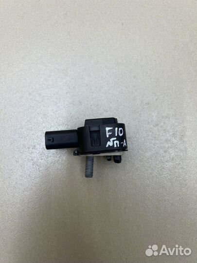 Датчик удара BMW F10/F11 65779159311