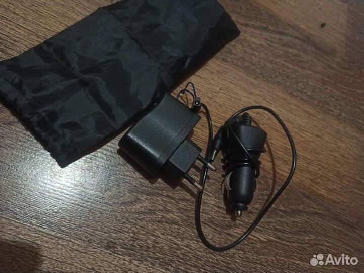Зарядное устройство