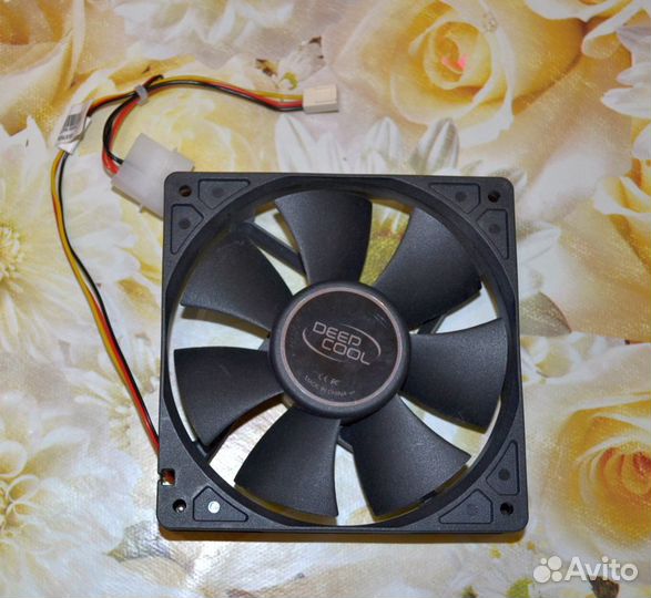 Вентилятор DeepCool wind blade 120