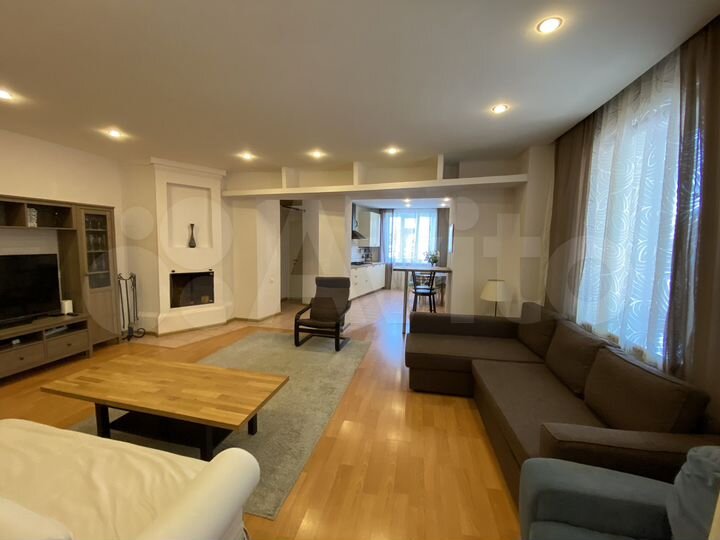 3-к. квартира, 82,7 м², 1/3 эт.