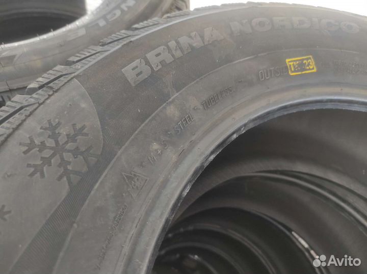 Viatti Brina Nordico V-522 215/60 R16 95T