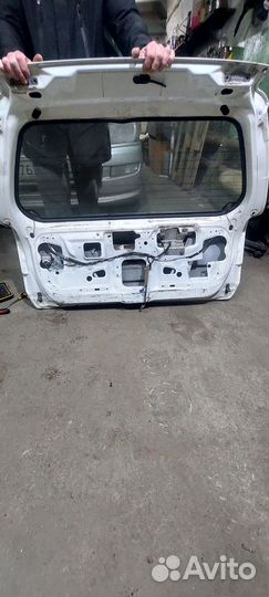 Дверь багажника хонда партнер