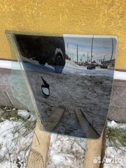 Стекло заднее левое бмв 3 серии Е90 седан