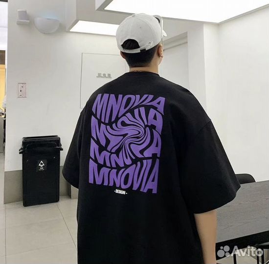 Футболка Mnovia