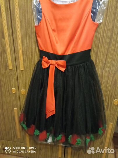 Нарядное платье