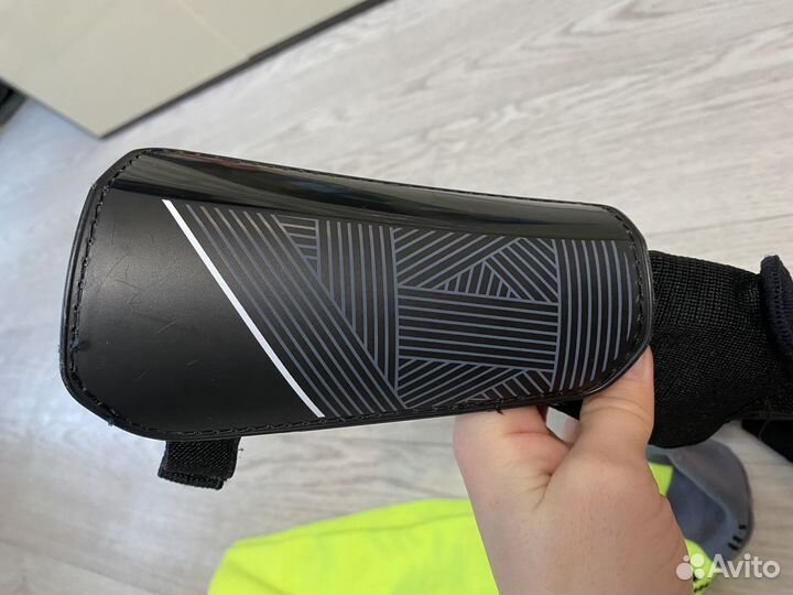 Щитки футбольные Детские Kipsta и гетры