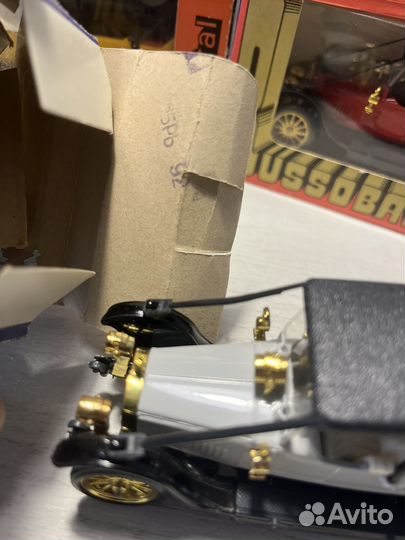 Модель автомобиля