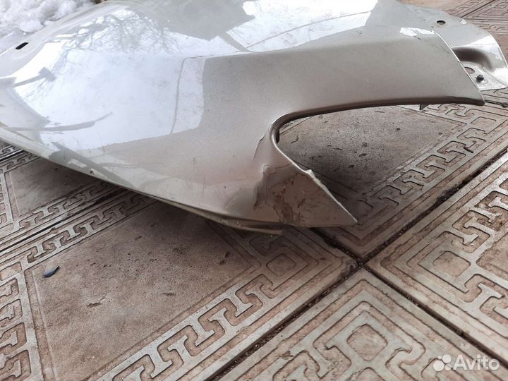 Переднее левое крыло на Renault logan 2