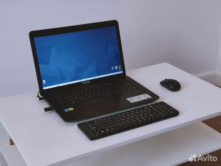 Ноутбук asus X756U