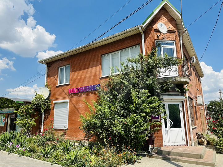 Дом 257 м² на участке 3 сот.